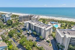 669 Retreat Beach Circle photo 4