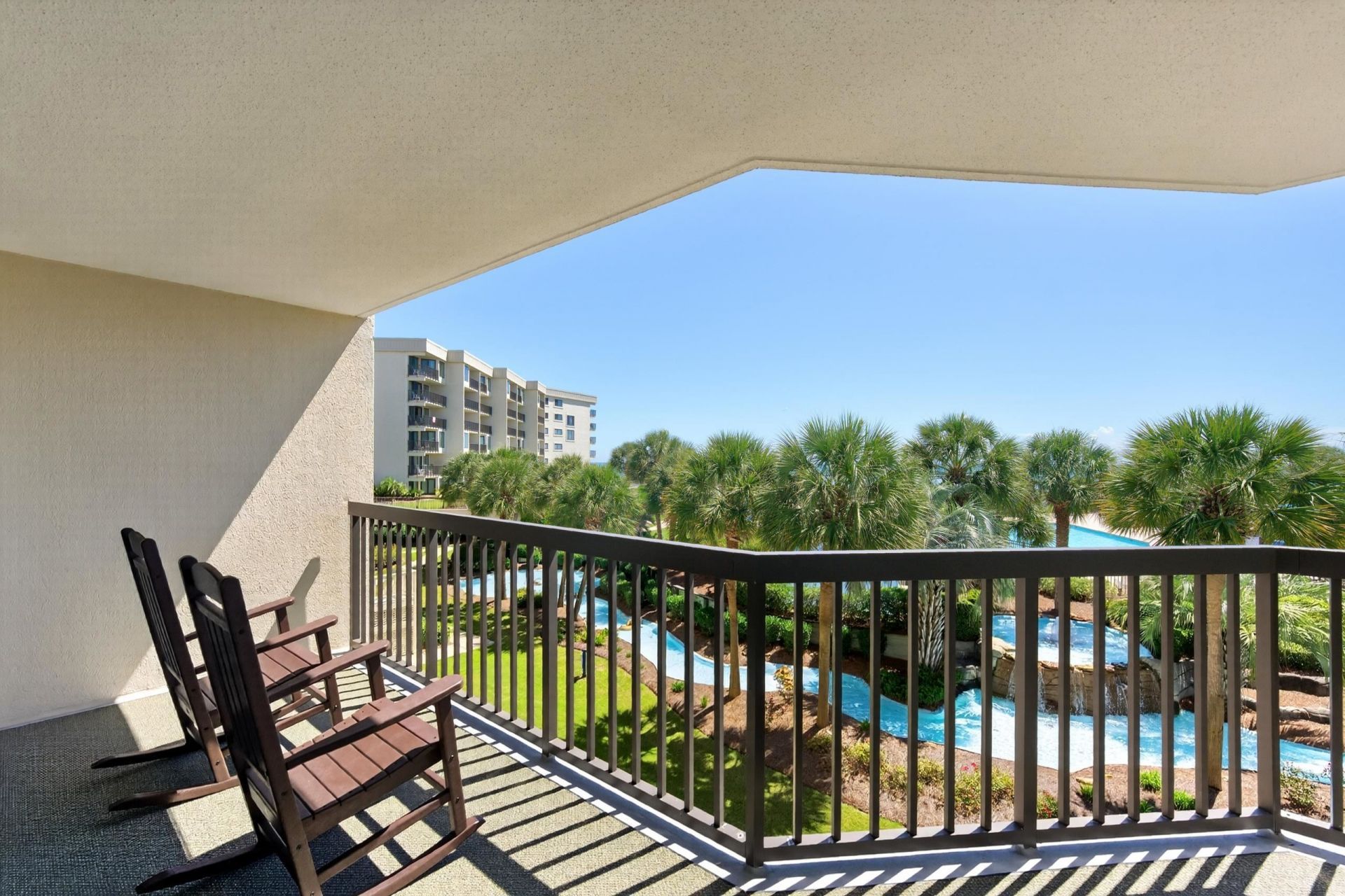 669 Retreat Beach Circle Photo 33