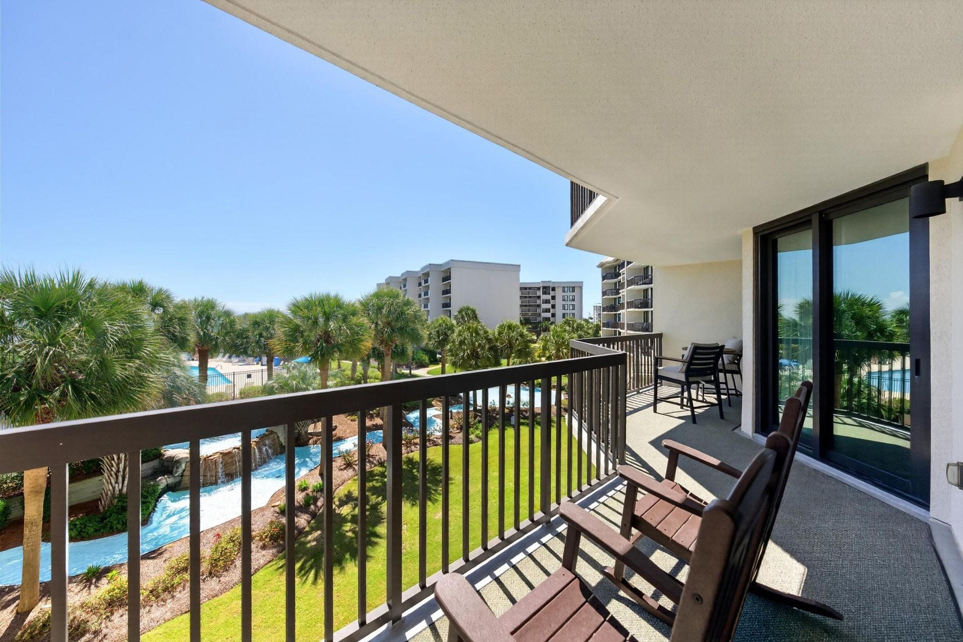 669 Retreat Beach Circle Photo 36