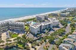 669 Retreat Beach Circle photo 4
