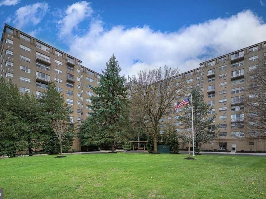 1030 Lancaster Avenue, Unit 402, Bryn Mawr, PA 19010 Main Photo