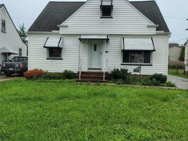 13708 Woodward Boulevard , Garfield Heights, OH 44125