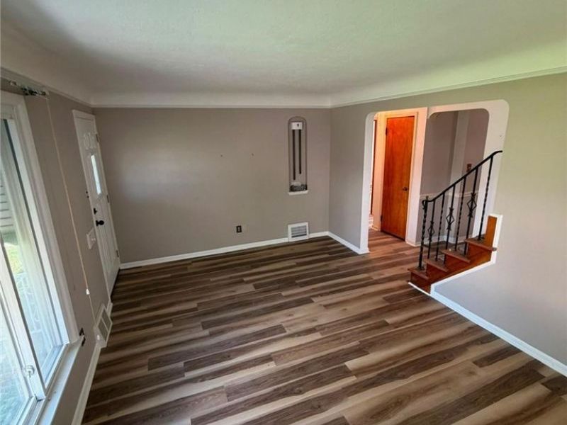13708 Woodward Boulevard, Garfield Heights, OH 44125 Photo 12