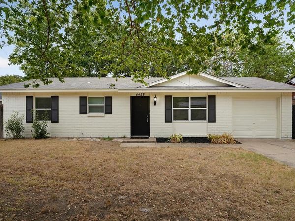4425 Central Lane , Balch Springs, TX 75180