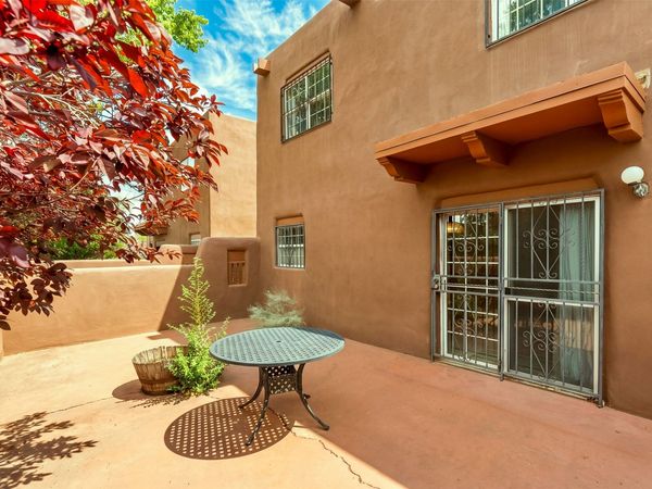804 Faldas De La Sierra , Santa Fe, NM 87501