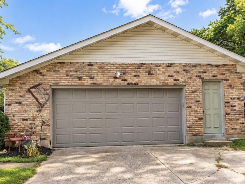 1159 Hemlock Drive, Springfield, OH 45506 Photo 4