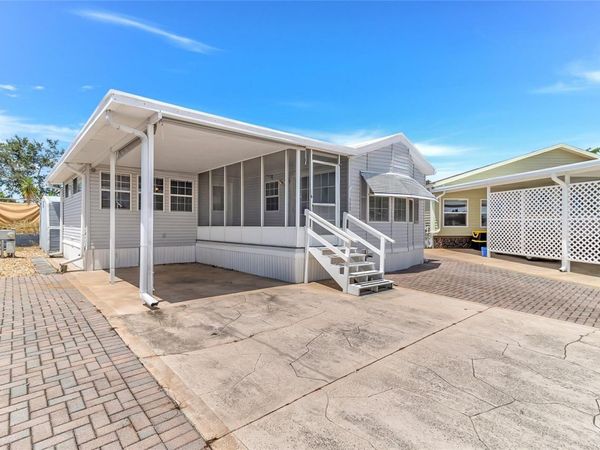 300 SKY CREST LOOP , DAVENPORT, FL 33837