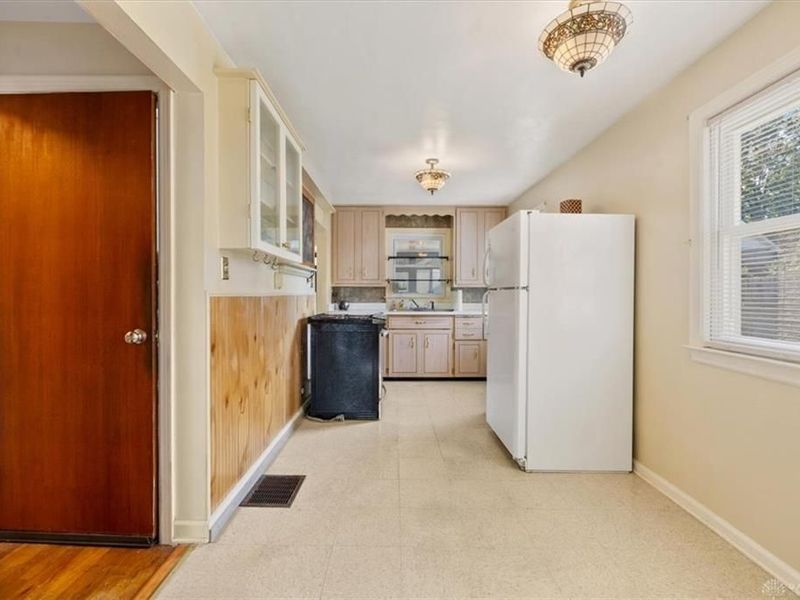 2502 Springmont Avenue, Dayton, OH 45420 Photo 11