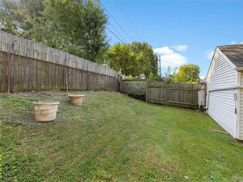 2502 Springmont Avenue, Dayton, OH 45420 Photo 34