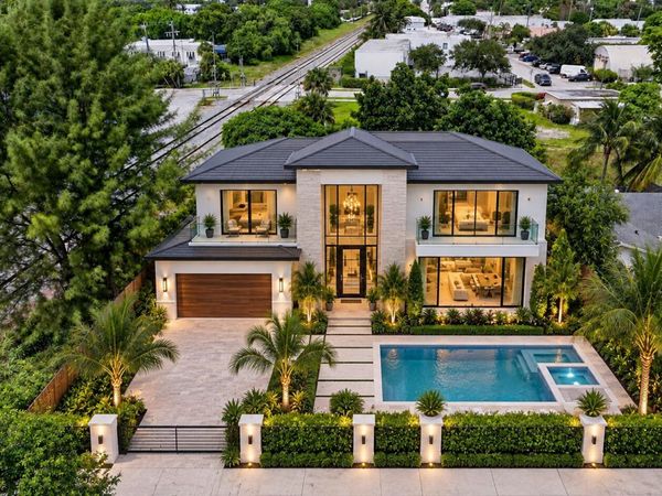 115 SE 5TH Street, Delray Beach, FL 33483