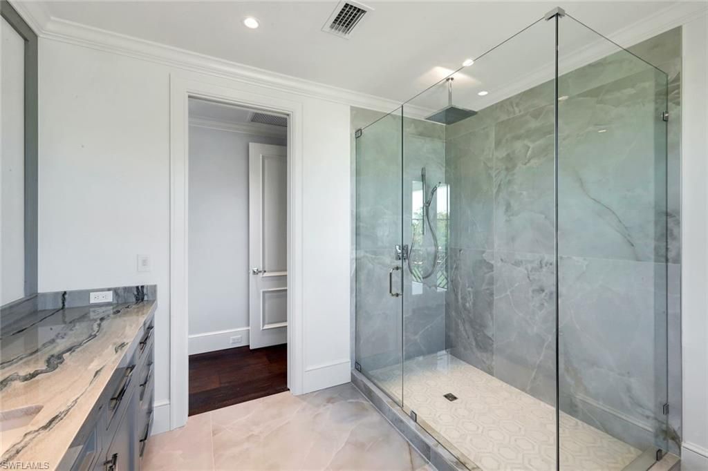 1690 Chesapeake Ave , Naples, FL 34102 Photo