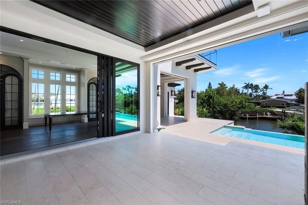 1690 Chesapeake Ave , Naples, FL 34102 Photo