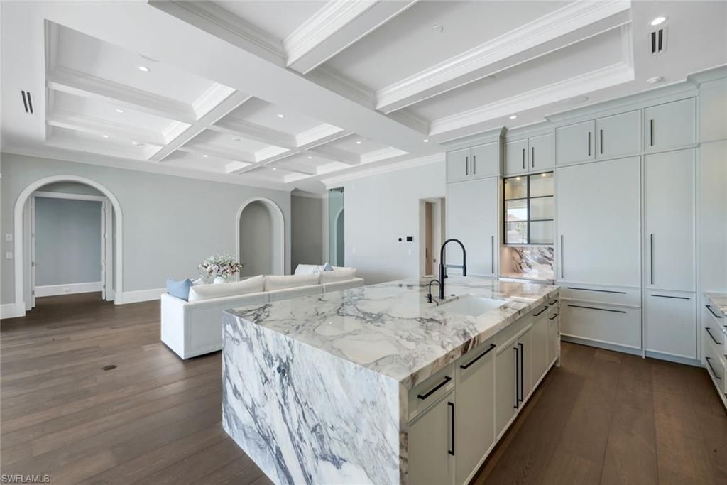 1690 Chesapeake Ave , Naples, FL 34102 Photo