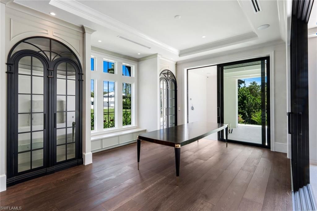 1690 Chesapeake Ave , Naples, FL 34102 Photo