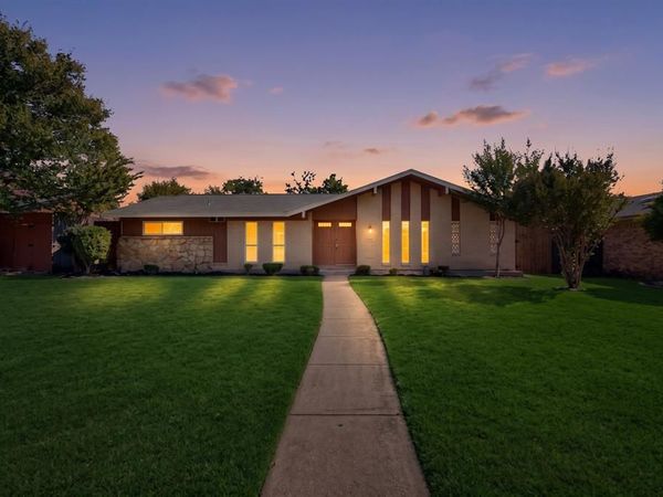 1312 Grinnell Drive , Richardson, TX 75081