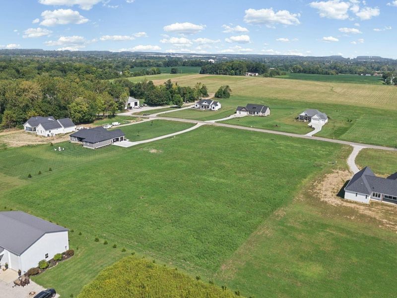 230 Jonathan Trail, Canal Winchester, OH 43110 Photo 5