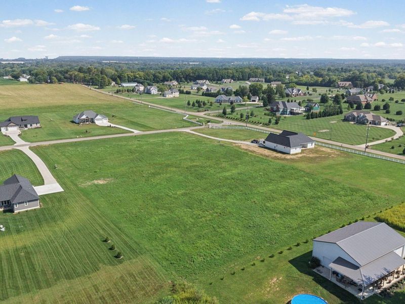 230 Jonathan Trail, Canal Winchester, OH 43110 Photo 6