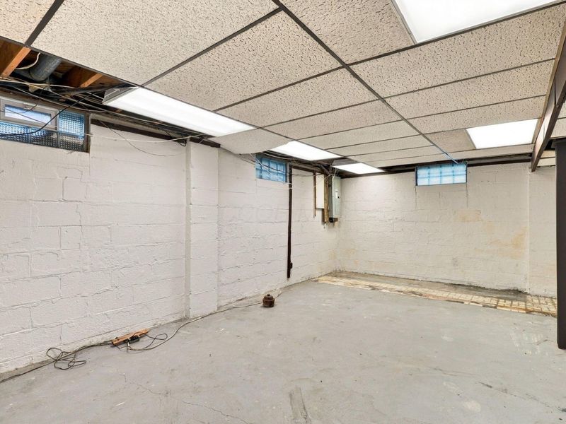1280 Marble Drive, Columbus, OH 43227 Photo 31