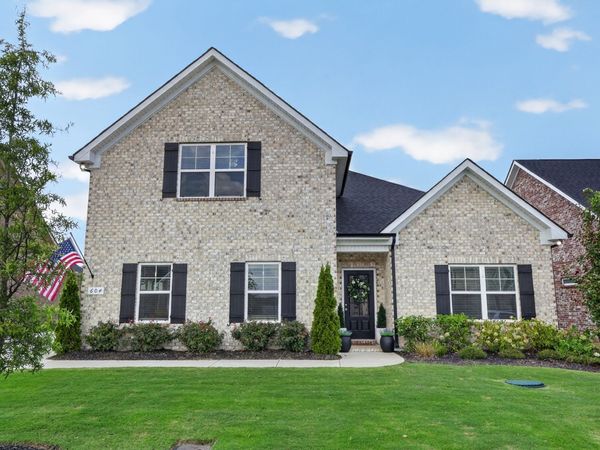 604 Hawkeye Ct , Eagleville, TN 37060