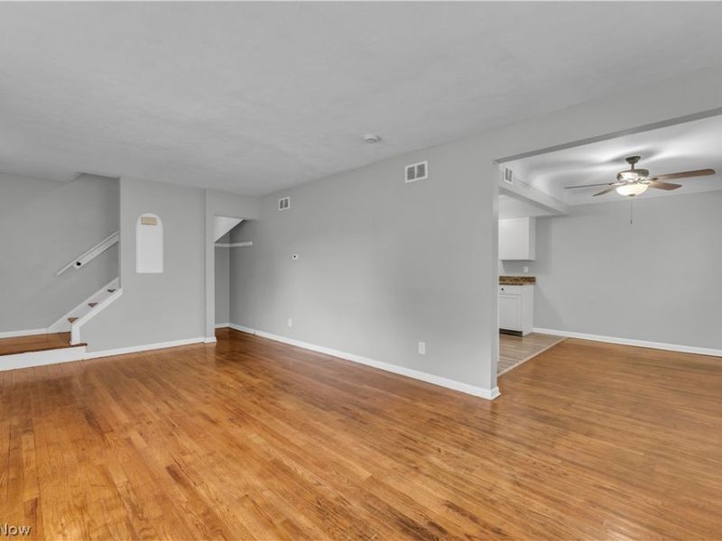 28161 Tremaine Drive, Euclid, OH 44132 Photo 11