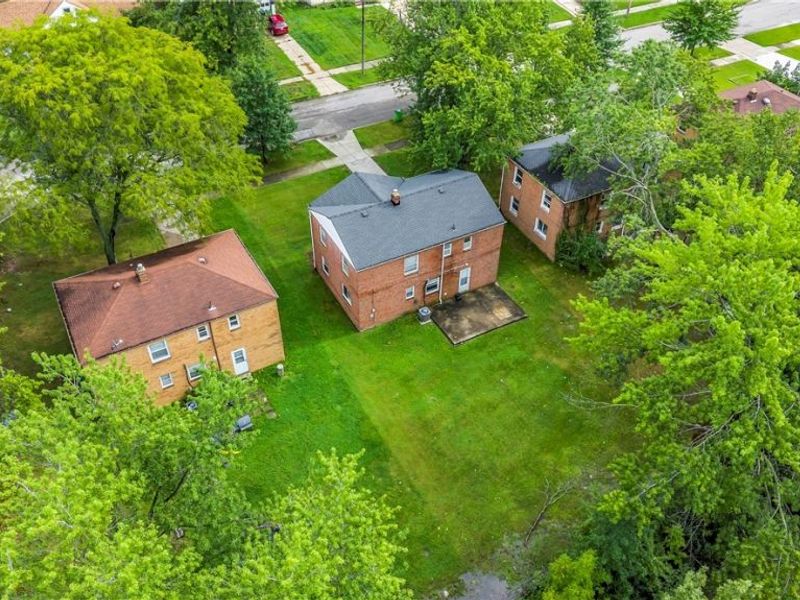 28161 Tremaine Drive, Euclid, OH 44132 Photo 6