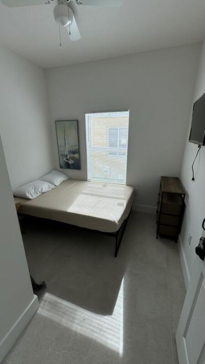 1701 NW 9th Street, Fort Lauderdale, FL 33311 Photo