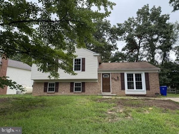 1038 BANNISTER CIRCLE, WALDORF, MD 20602