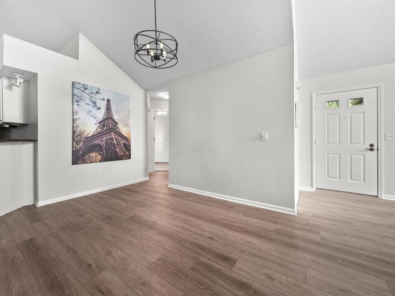 5808 Ravine Creek Drive, Unit 14, Grove City, OH 43123 Photo 11