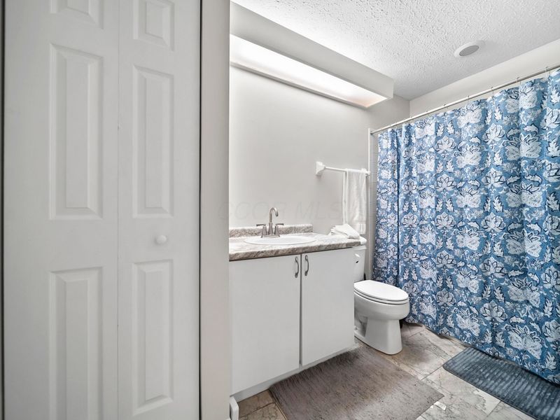 5808 Ravine Creek Drive, Unit 14, Grove City, OH 43123 Photo 7
