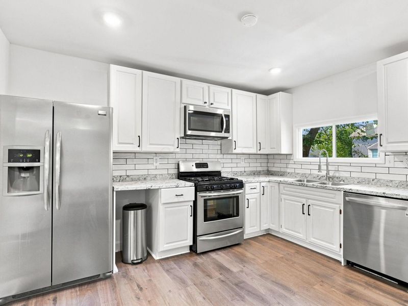 1456 Kenmore Road, Columbus, OH 43211 Photo 13