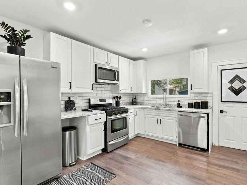 1456 Kenmore Road, Columbus, OH 43211 Photo 14