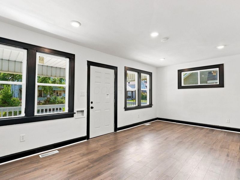 1456 Kenmore Road, Columbus, OH 43211 Photo 7