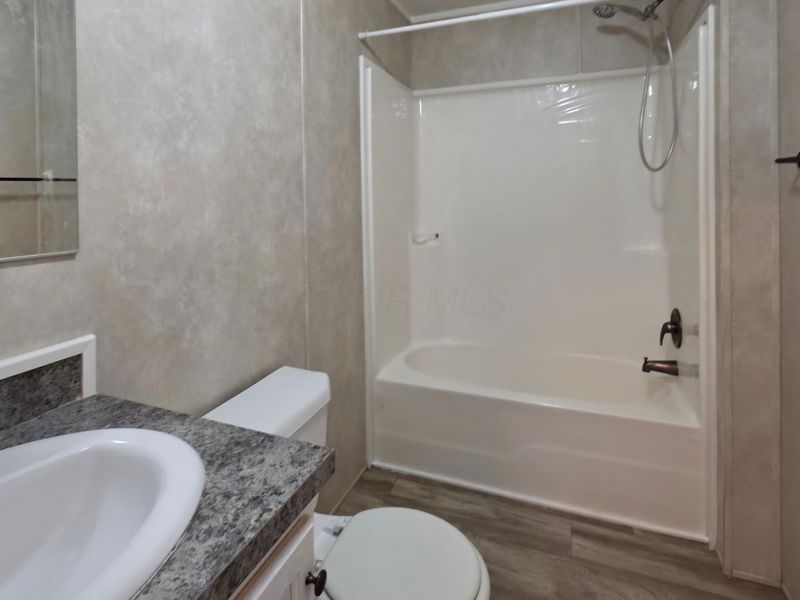 2445 Columbus-Lancaster Road NW, Unit #205, Lancaster, OH 43130 Photo 17