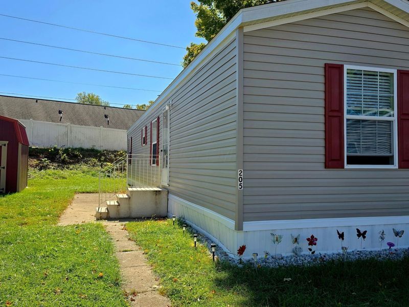 2445 Columbus-Lancaster Road NW, Unit #205, Lancaster, OH 43130 Photo 2
