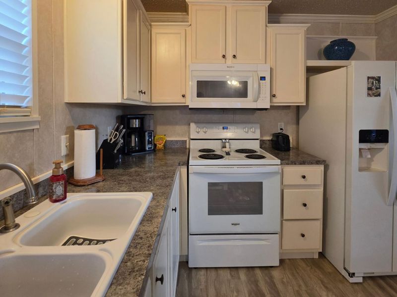 2445 Columbus-Lancaster Road NW, Unit #205, Lancaster, OH 43130 Photo 4