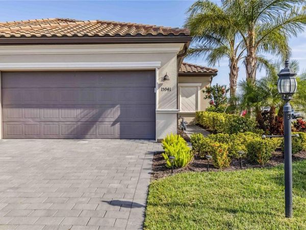 15941 CLEAR SKIES PLACE , BRADENTON, FL 34211