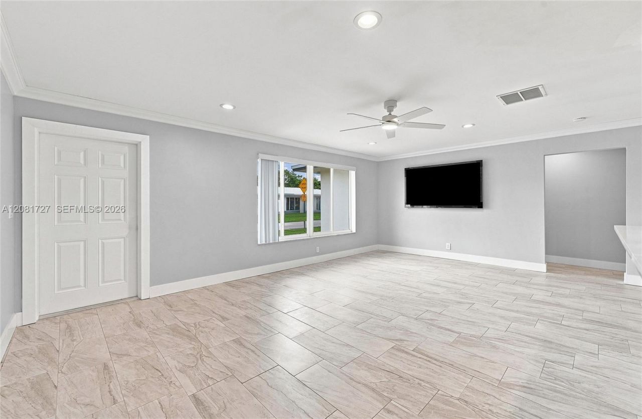 4716 NW 48th Ave, Tamarac, FL 33319 Photo