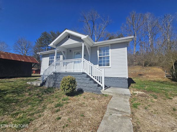 1093 Old Bell High Rd, Pineville, KY 40977