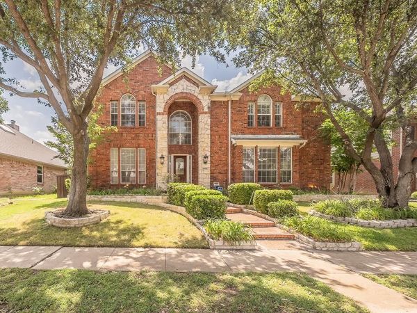 5549 Mountain Valley Drive, The Colony, TX 75056