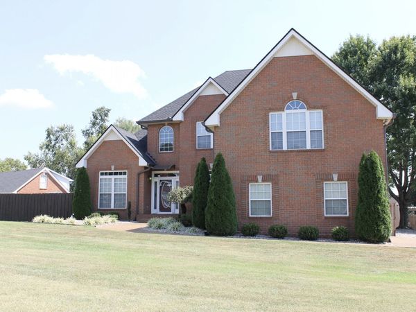 312 Cherry Ln, White House, TN 37188