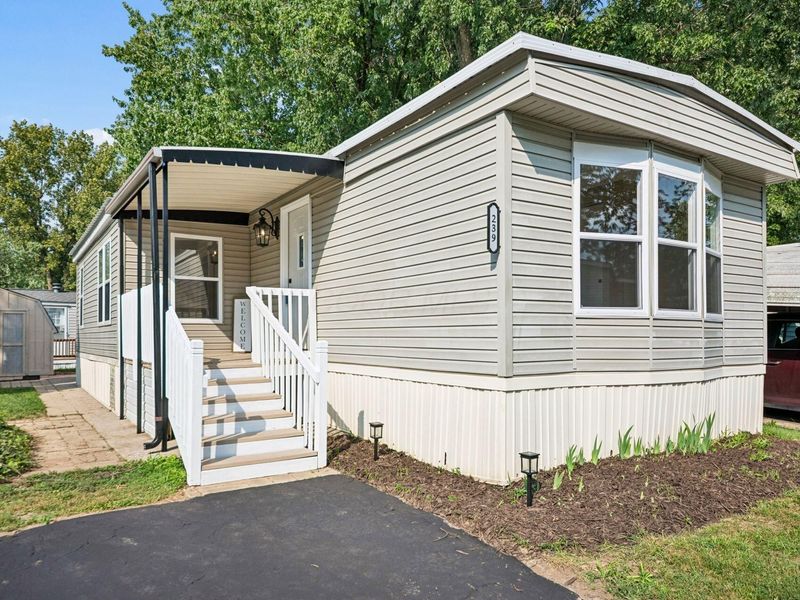 239 Norman Lane , Reynoldsburg, OH 43068 Photo 2