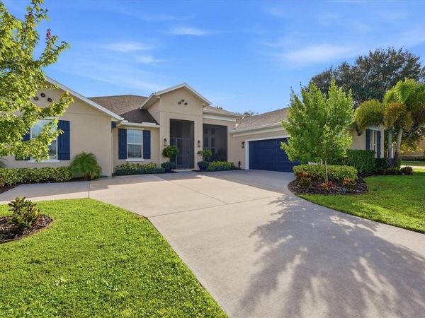 5209 LAKE VENICE DRIVE , WIMAUMA, FL 33598