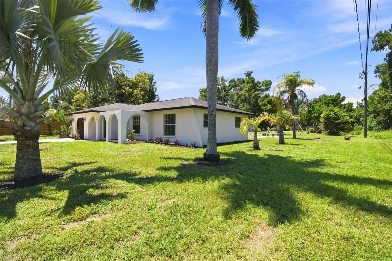 216 23rd Street E, Bradenton, FL 34208 Photo