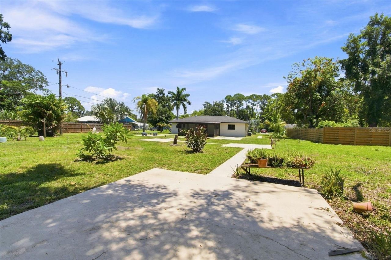 216 23rd Street E, Bradenton, FL 34208 Photo