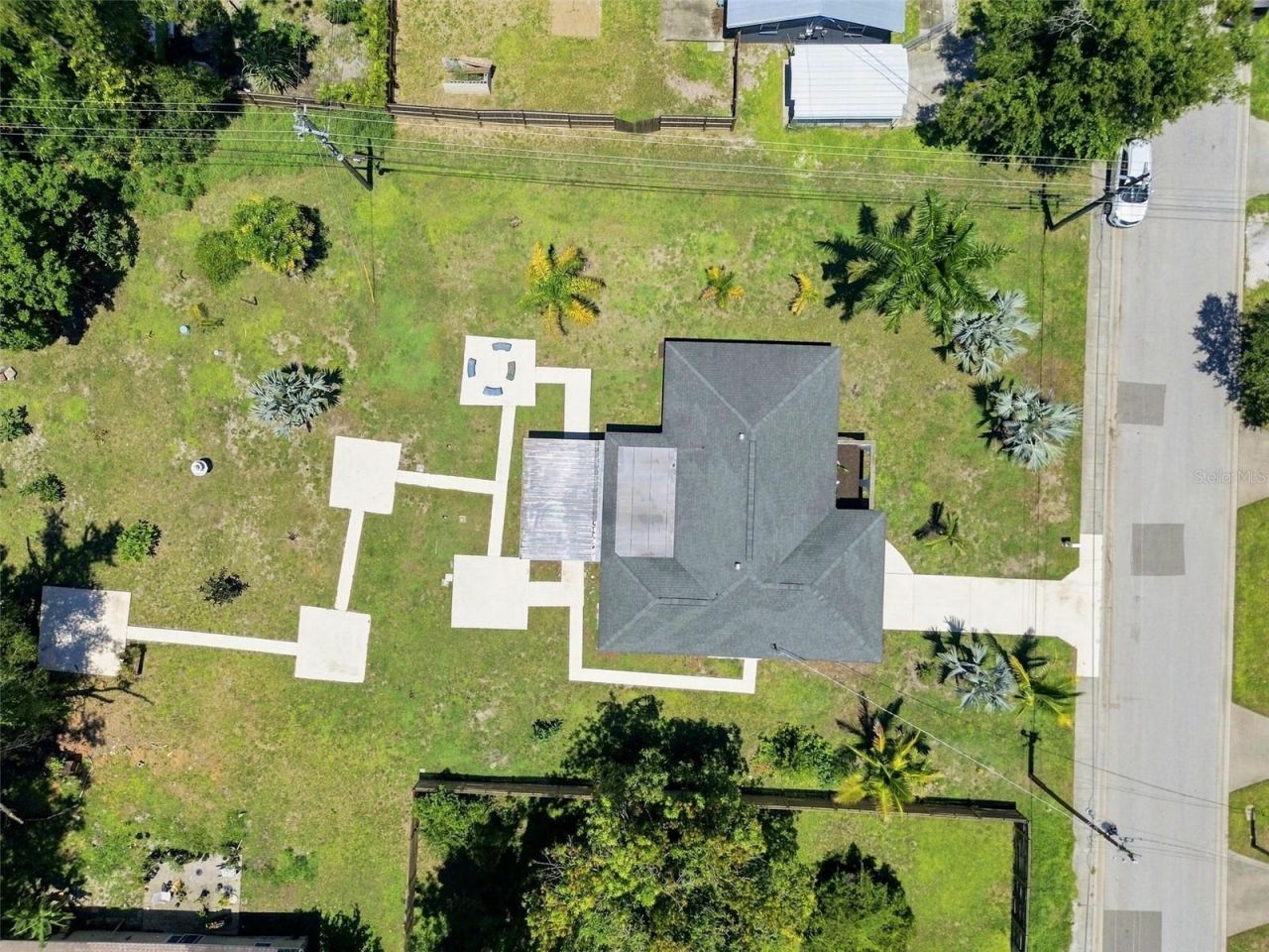 216 23rd Street E, Bradenton, FL 34208 Photo