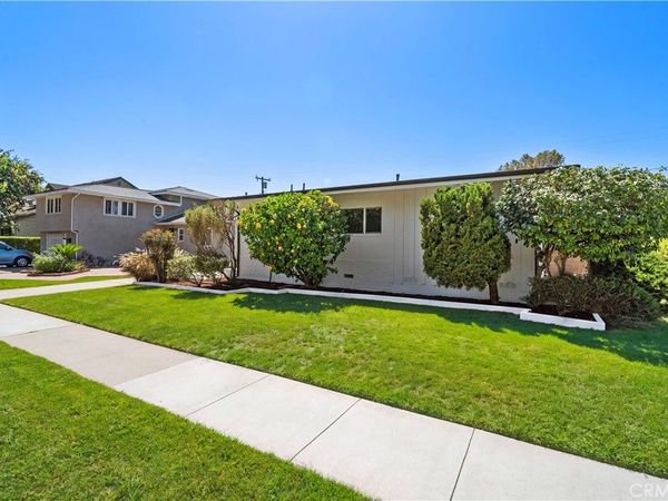 2929 N Studebaker, Long Beach, CA 90815