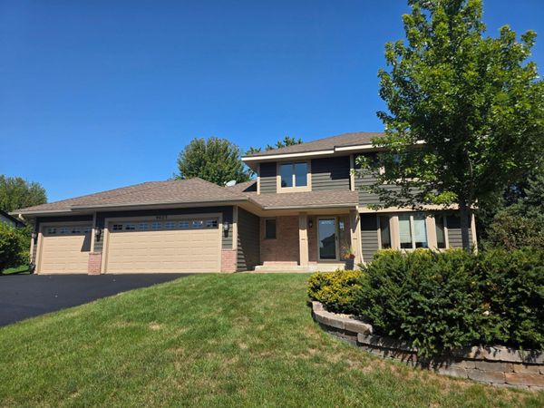 9623 161st Street W, Lakeville, MN 55044