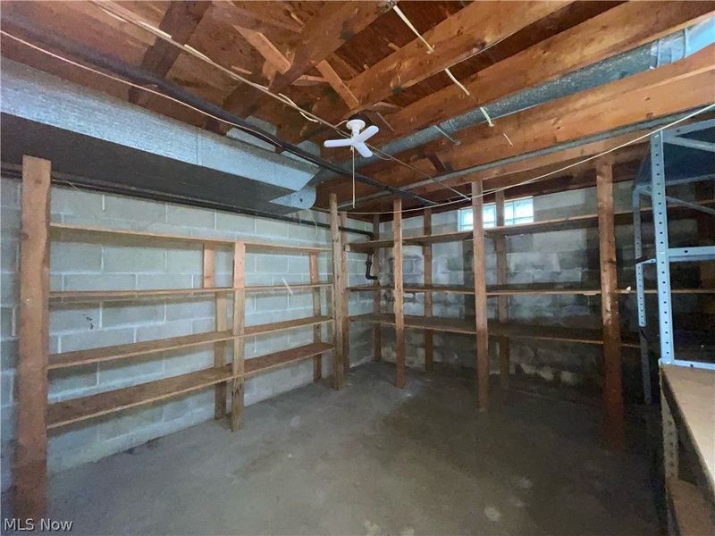 686 Shook Road, Akron, OH 44319 Photo 11