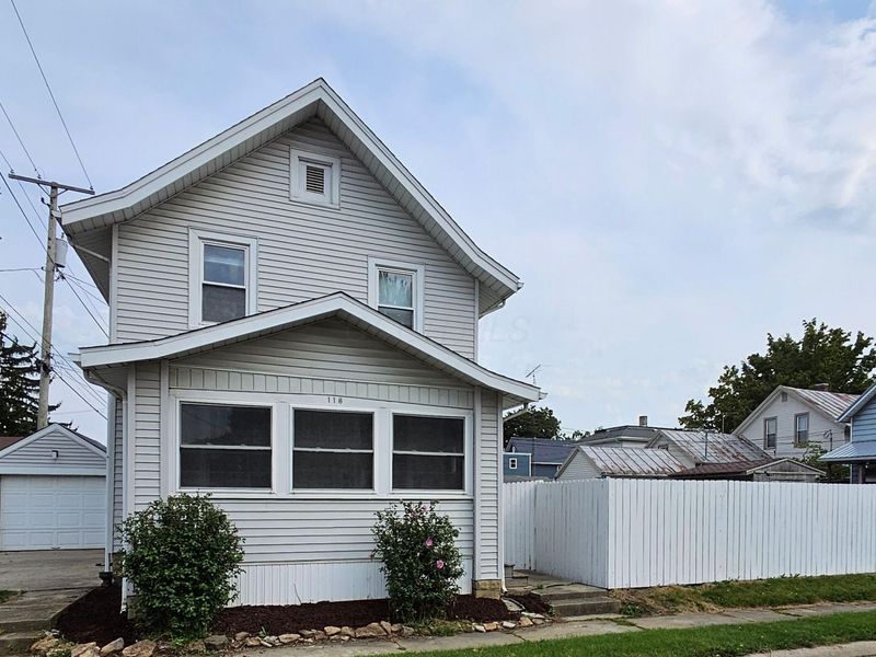 118 E Oakwood Avenue, Bucyrus, OH 44820 Photo 1