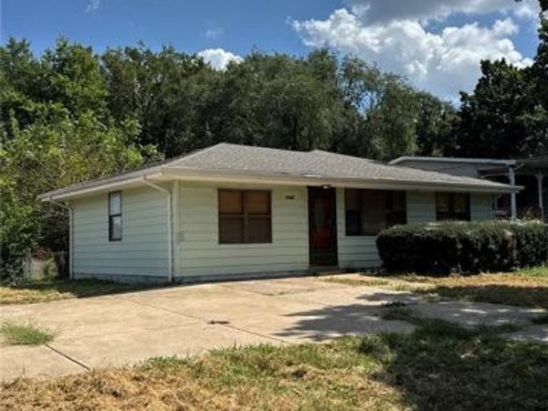 2166 N Warson Road , St Louis, MO 63114